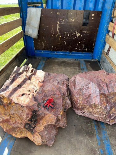 Ландшафтные глыбы красно-фиолетовые 200-1000 килограмм купить в Уфе