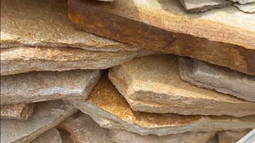 Плитняк златолит жёлтый золотистый для отмостки купить в Уфе