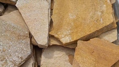 Плитняк златолит жёлтый для цоколя купить в Уфе