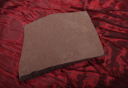 Плитняк лемезит бордовый для цоколя 1,5-2 см купить в Уфе