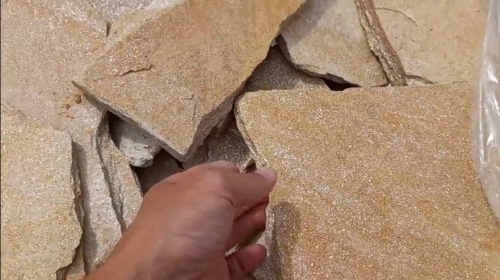 Плитняк златолит жёлтый золотистый для отмостки купить в Уфе