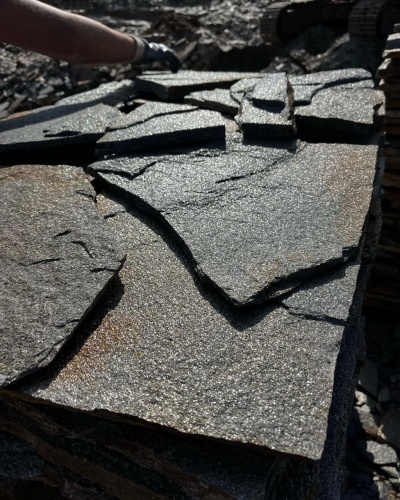 Плитняк златолит серебристый для фасада купить в Уфе